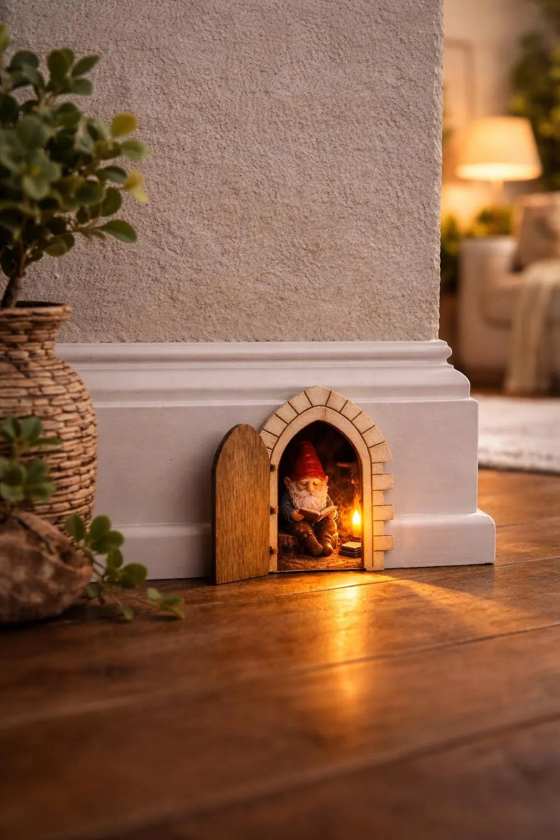 🚪✨The little elf door that can be opened – a hidden little world